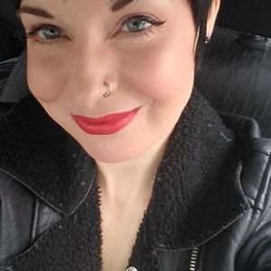 Meet your Posher, Anne r.